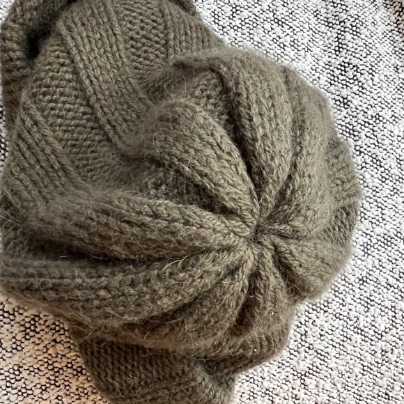 Angora & Merino Beanie Hat - Olive Green
